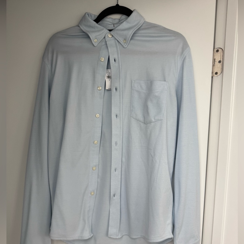 NWT Men’s Banana Republic Casual Blue Button Down